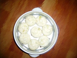 包子，热的。