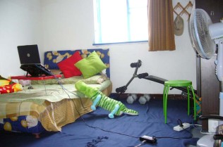 再看一眼小屋近照